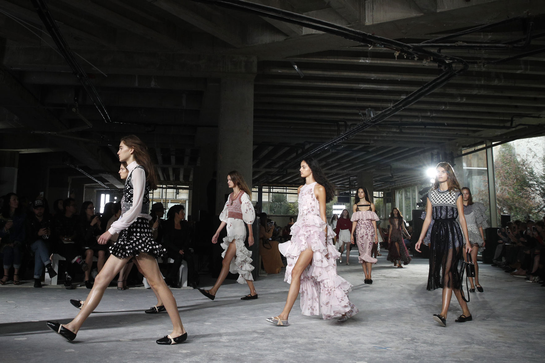 Paris Fashion Valli